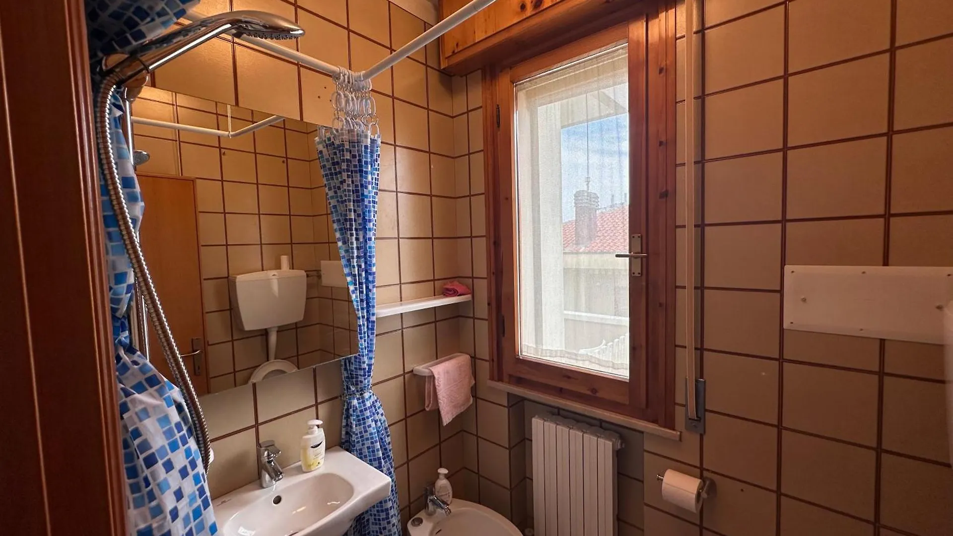 Bilocale 1 Min Dal Mare Parcheggio E Ac - Il Lupo Affitta Apartment Rimini